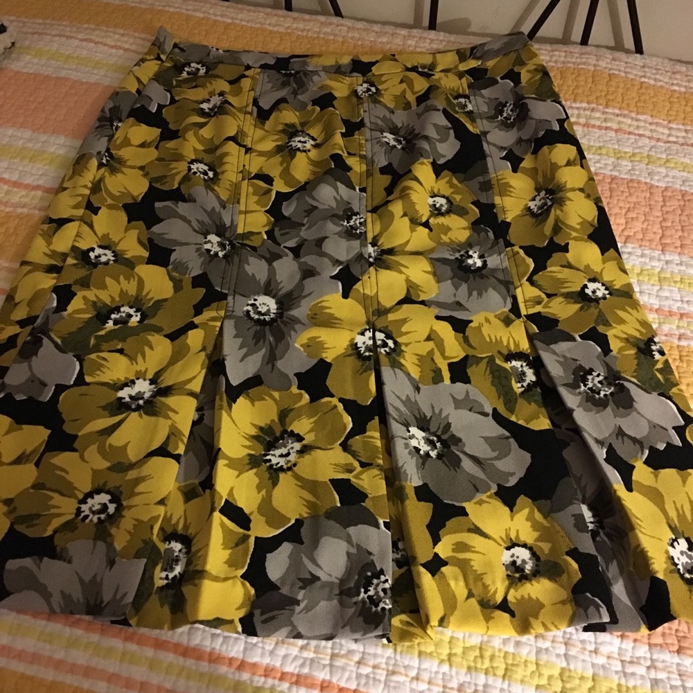 Who What Wear Pleated Floral Skirt